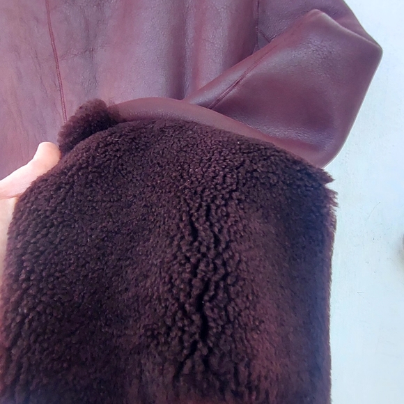 Akris Punto Burgundy Reversible Lamb Shearling Coat Size 6 nwt $3490 Current - Picture 16 of 16